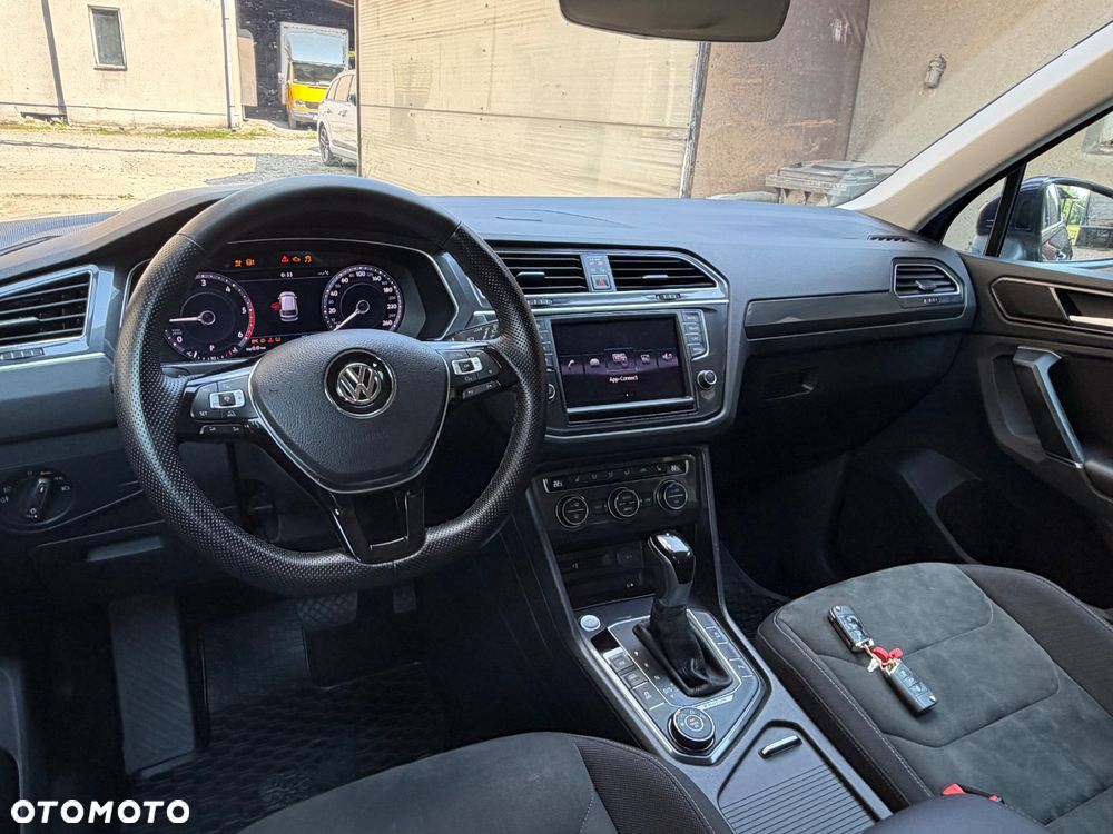 Volkswagen Tiguan 2.0 TDI SCR 4Motion (BlueMotion Techn.) DSG Highline - 11
