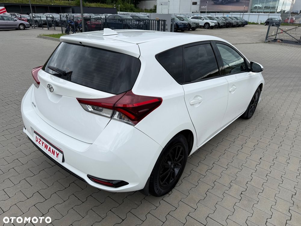 Toyota Auris 1.33 VVT-i Active - 18