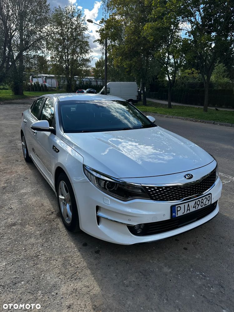 Kia Optima 1.7 CRDI XL DCT - 1
