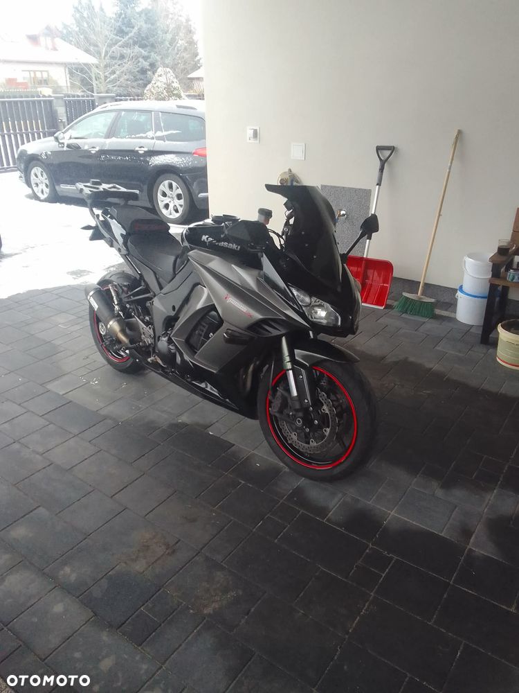 Kawasaki Ninja 1000 SX - 2