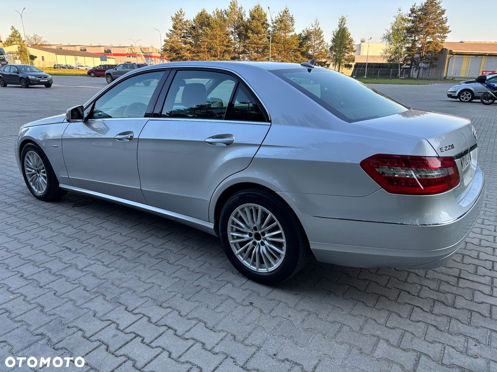 Mercedes-Benz Klasa E - 5