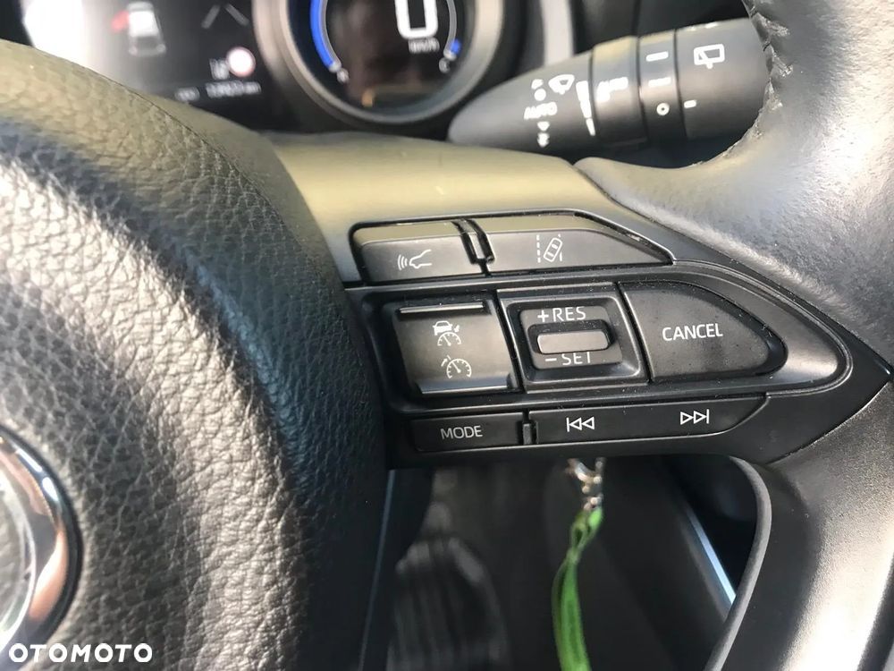 Toyota Yaris Hybrid 1.5 Executive - 13