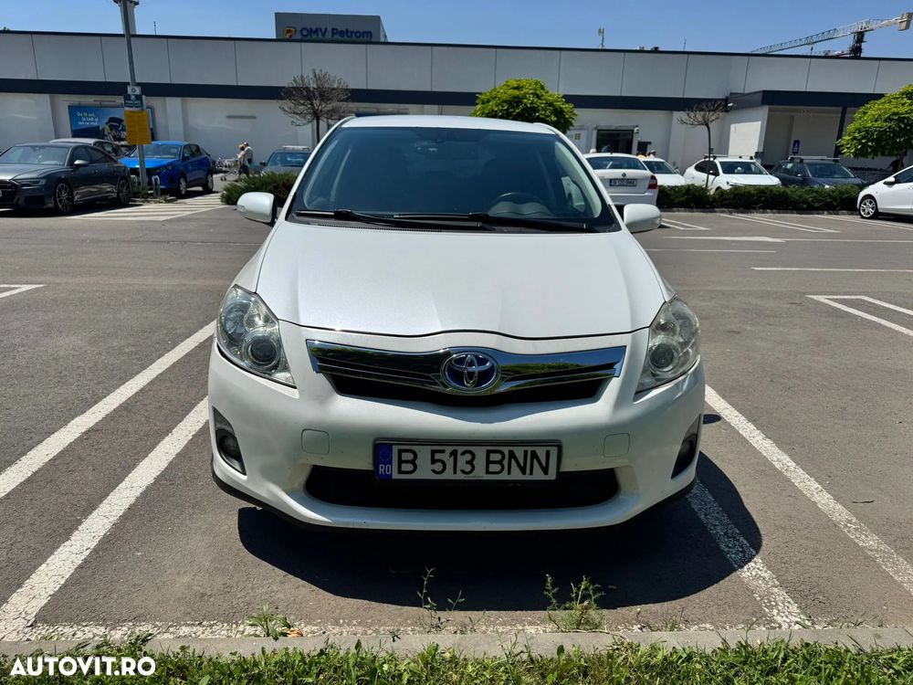 Toyota Auris - 2