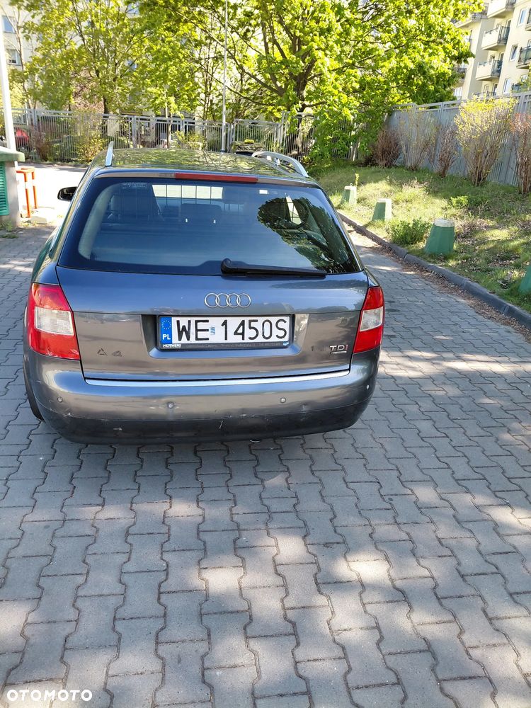 Audi A4 Avant 2004 photo 4