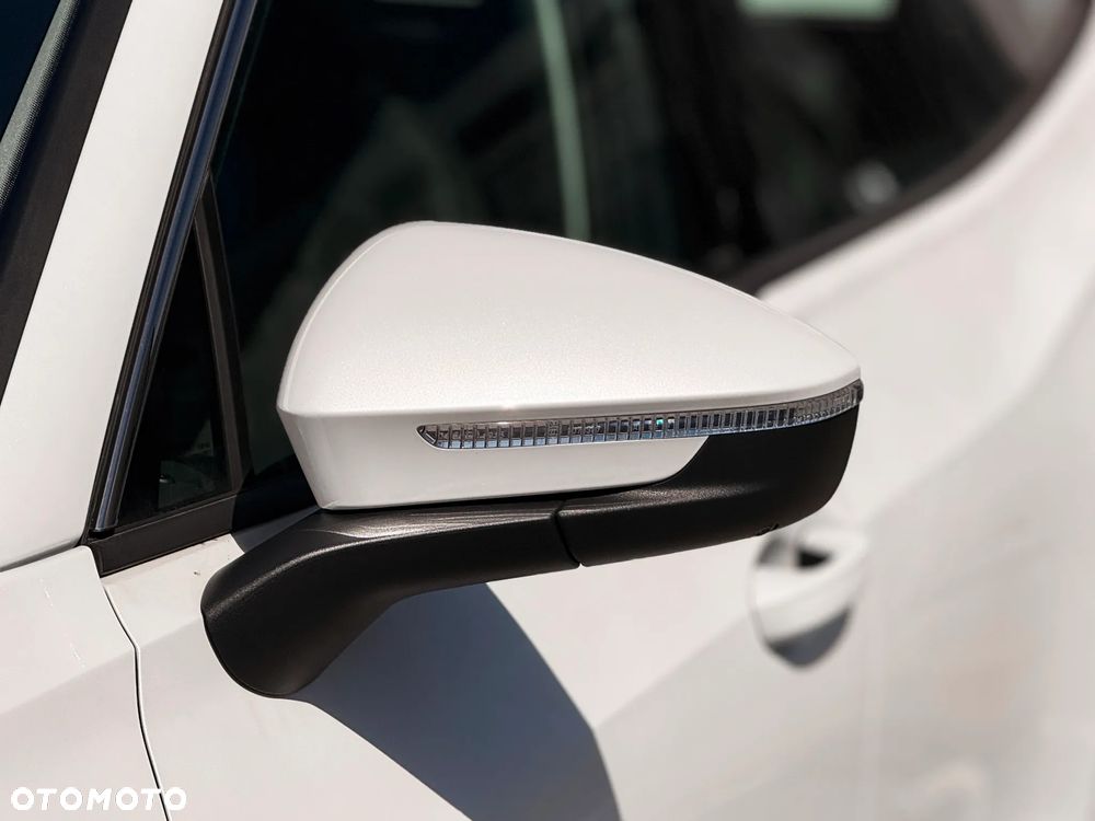 Volkswagen Tayron 1.5 eTSI OPF DSG Life - 17