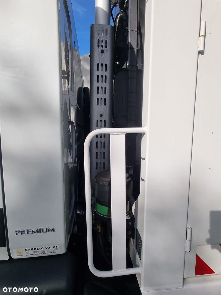 Renault Premium 270 DXI - 16