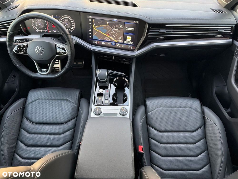 Volkswagen Touareg 3.0 V6 TFSI 4Motion R-Line - 24