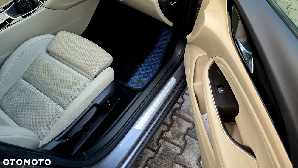 Opel Insignia 1.6 Direct InjectionTurbo Dynamic - 9