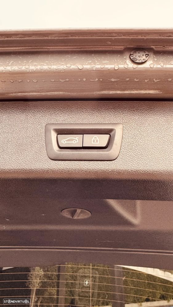 BMW 530 e Pack Desportivo M - 12