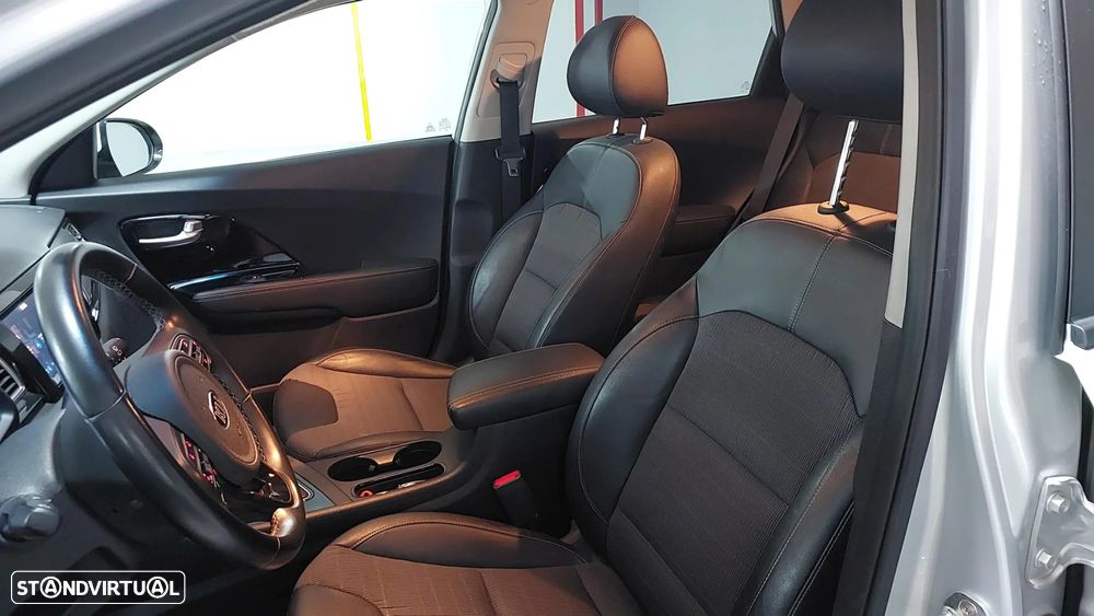 Kia Niro 1.6 GDi HEV - 11