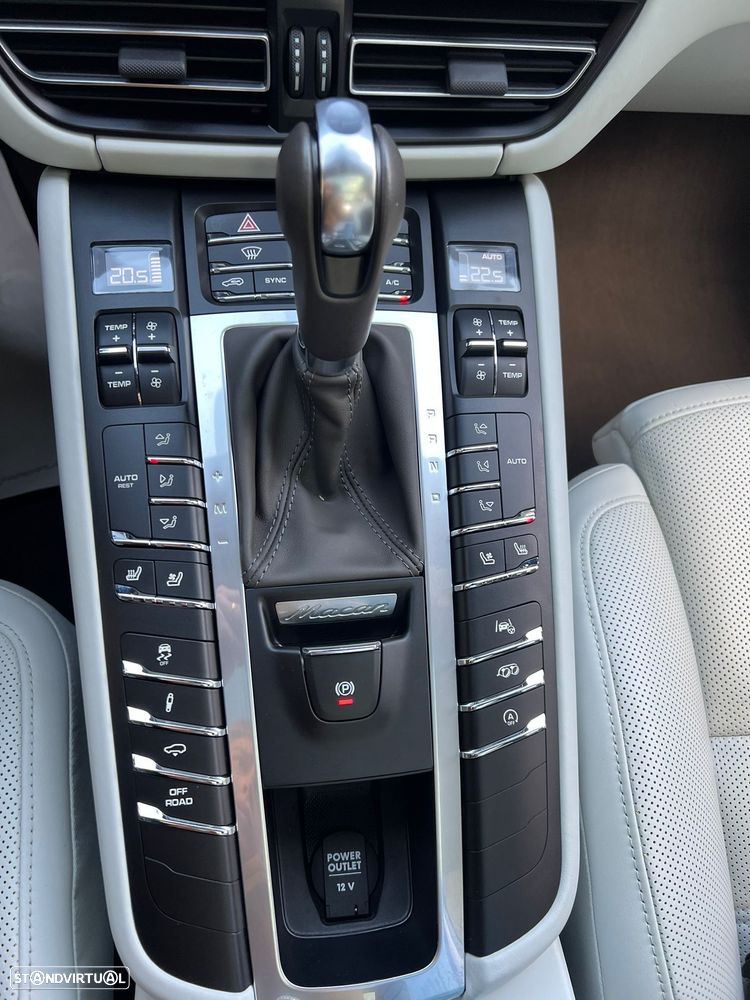 Porsche Macan S - 16