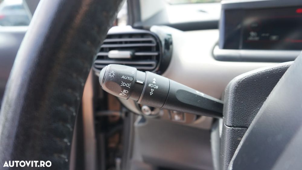 Citroën C4 Cactus 1.5 BlueHDi S&S BVM6 Live - 20