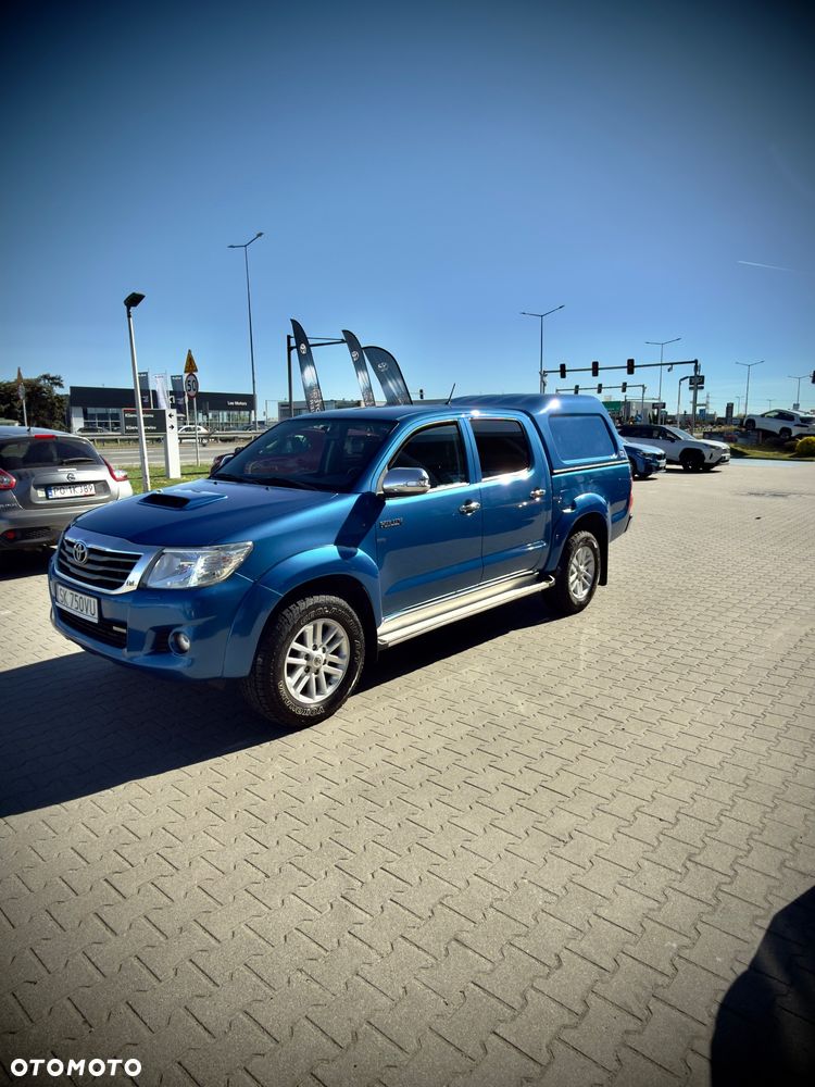 Toyota Hilux 3.0 D-4D SR5 - 8