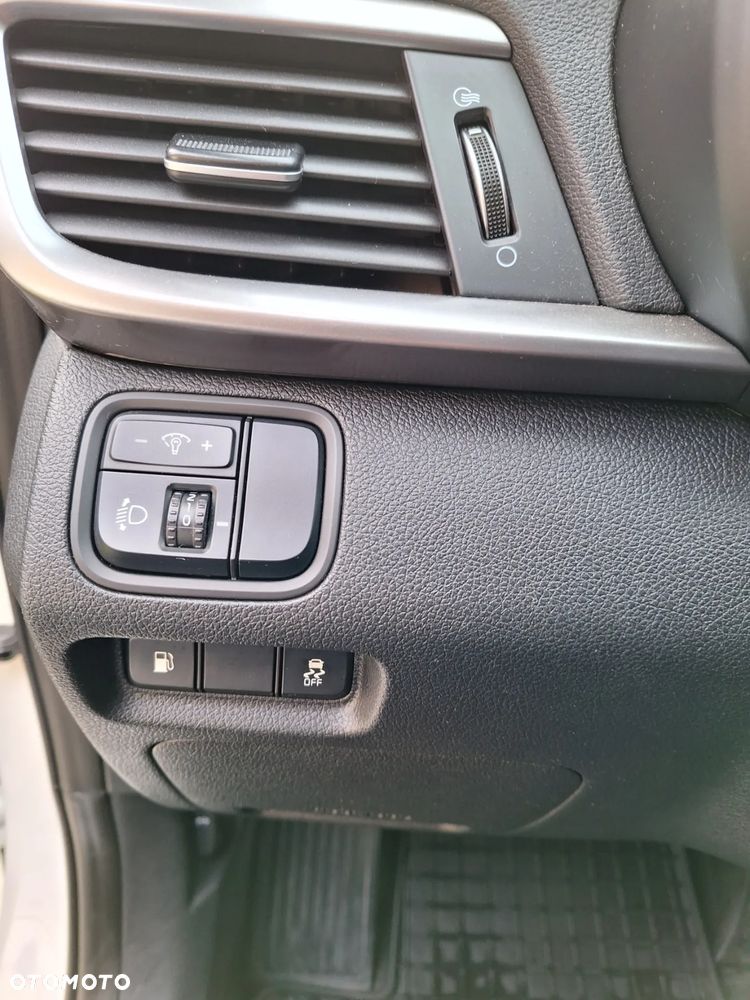 Kia Optima 1.6 CRDI SCR M - 17