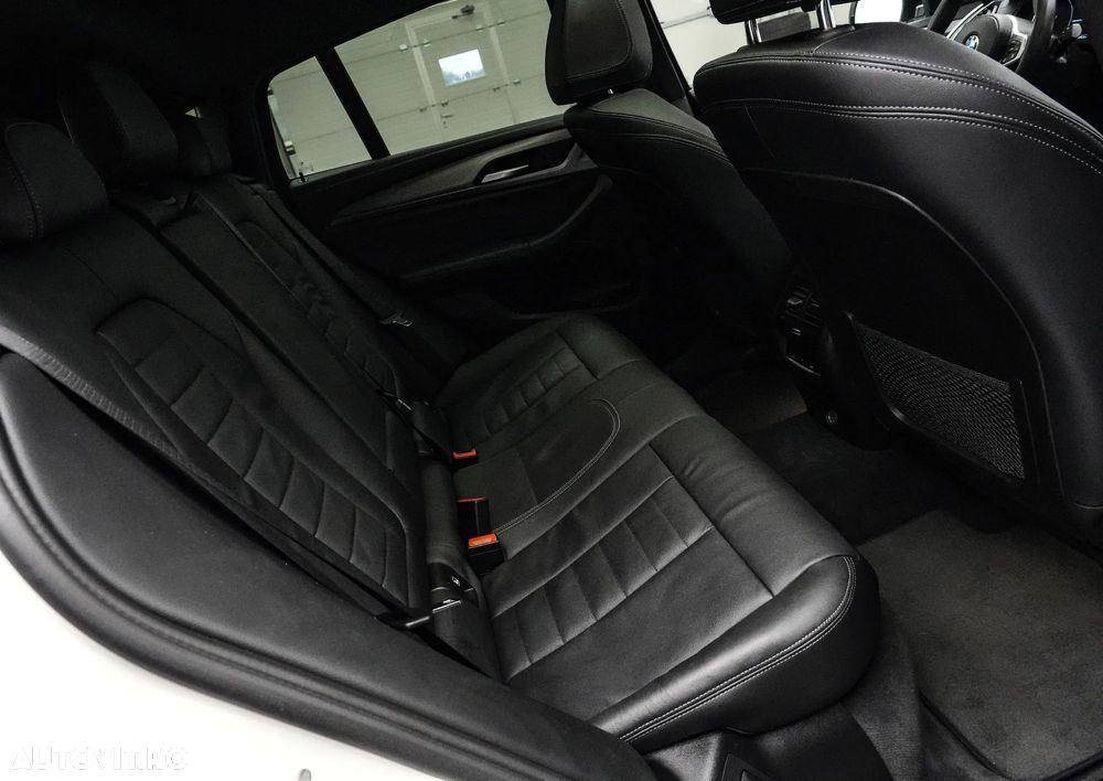 BMW X4 M M40d - 17