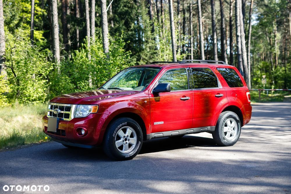 Ford Escape 3.0 XLT - 4