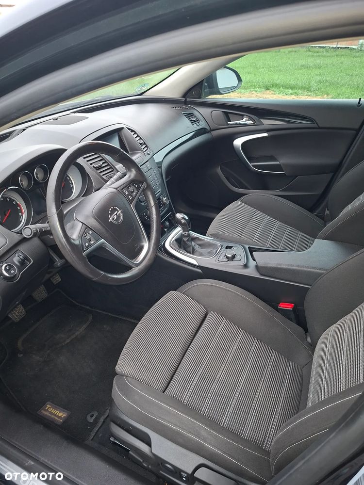 Opel Insignia - 21
