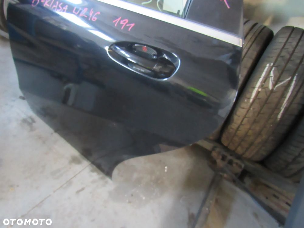mercedes b klasa w246 tył lewe drzwi 191 - 2