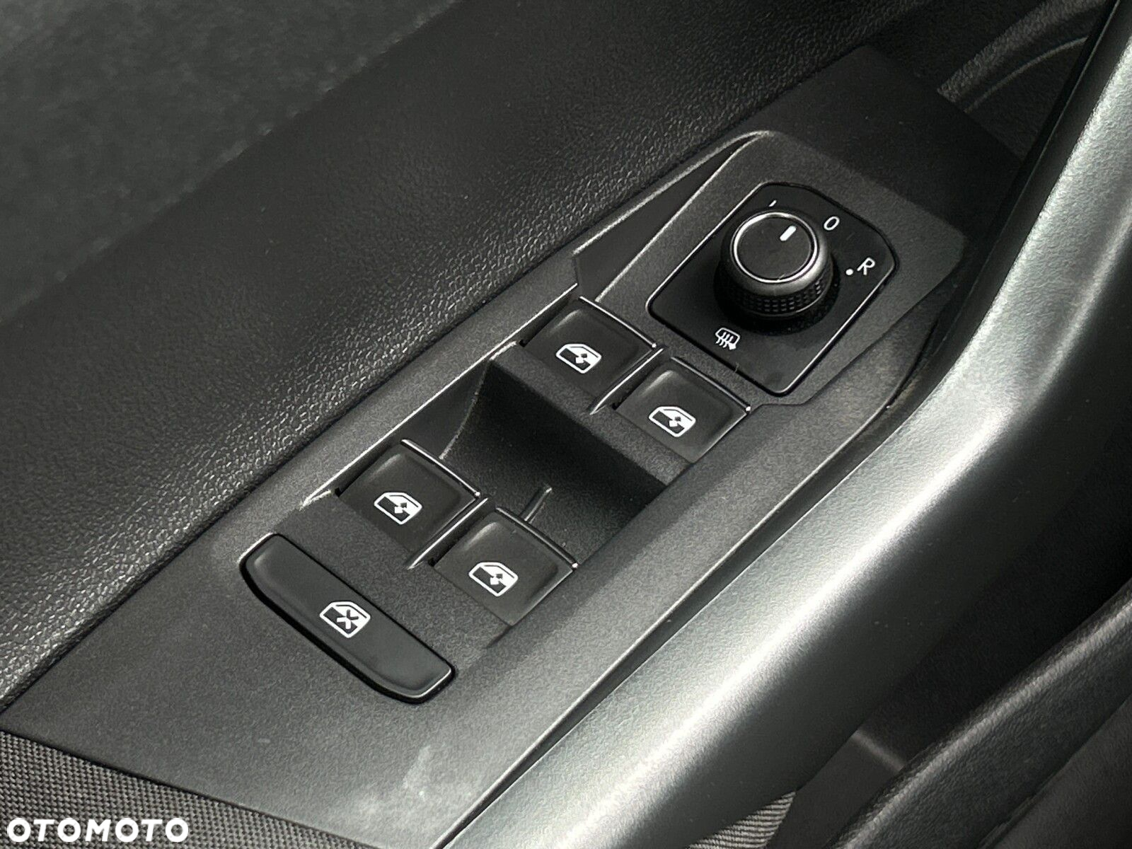 Volkswagen Polo 1.0 TSI Highline DSG - 20