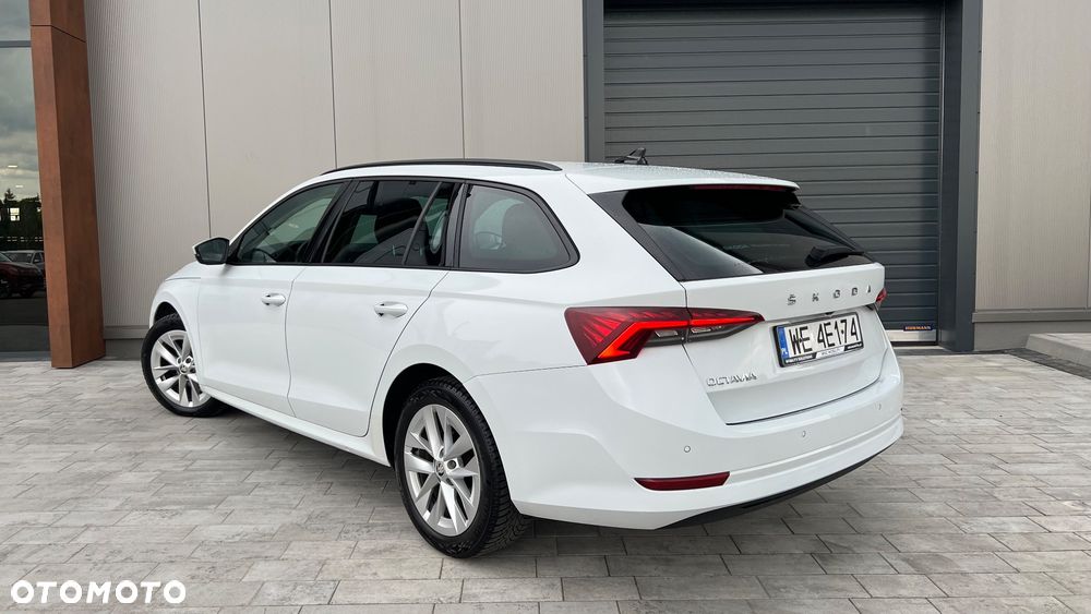Skoda Octavia 2.0 TDI SCR Ambition DSG - 3