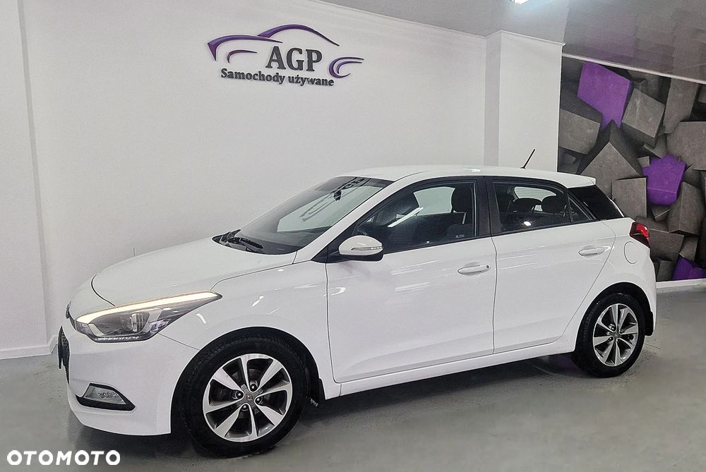 Hyundai i20 - 17