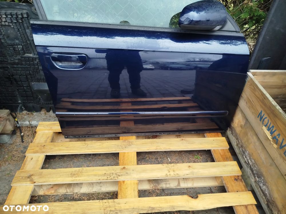 AUDI A4 B7 wszystkie  części drzwi prawe tylne LZ5A - 10