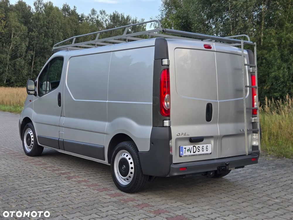 Renault Trafic - 10