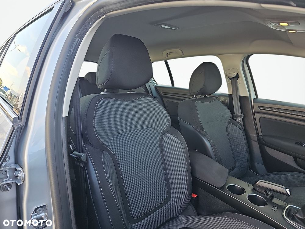 Renault Megane 1.5 Blue dCi Business - 17