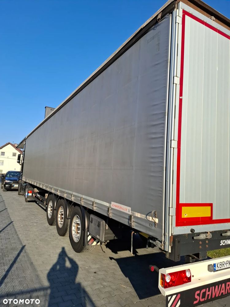 Schwarzmuller - 33