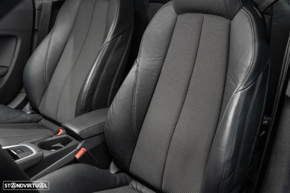 Audi TT Coupé 2.0 TFSI quattro S tronic - 26