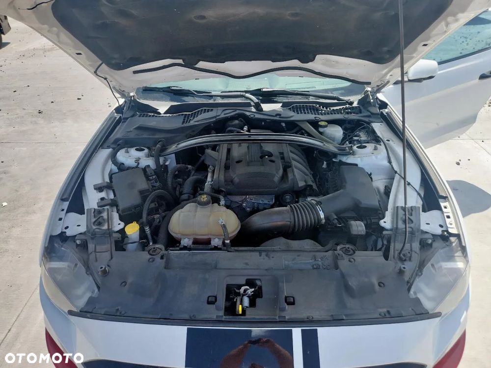 Ford Mustang 2.3 EcoBoost - 11