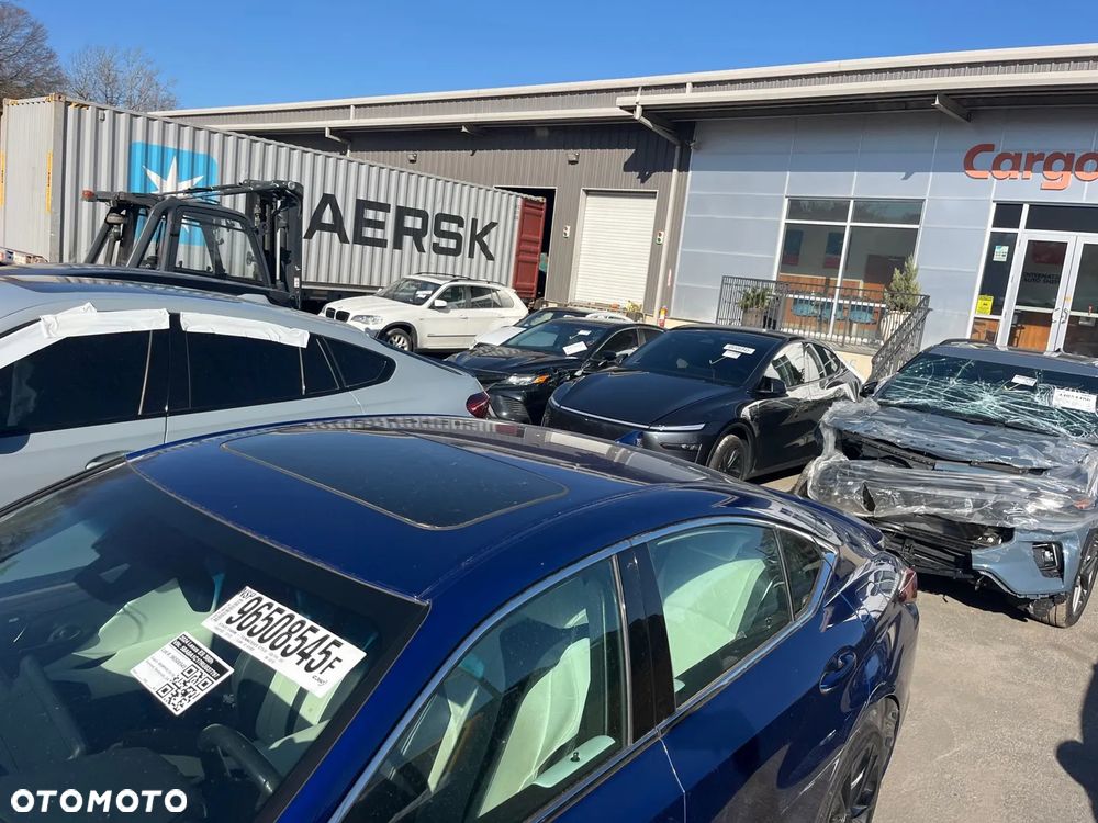 Lexus ES 300h F Sport - 23