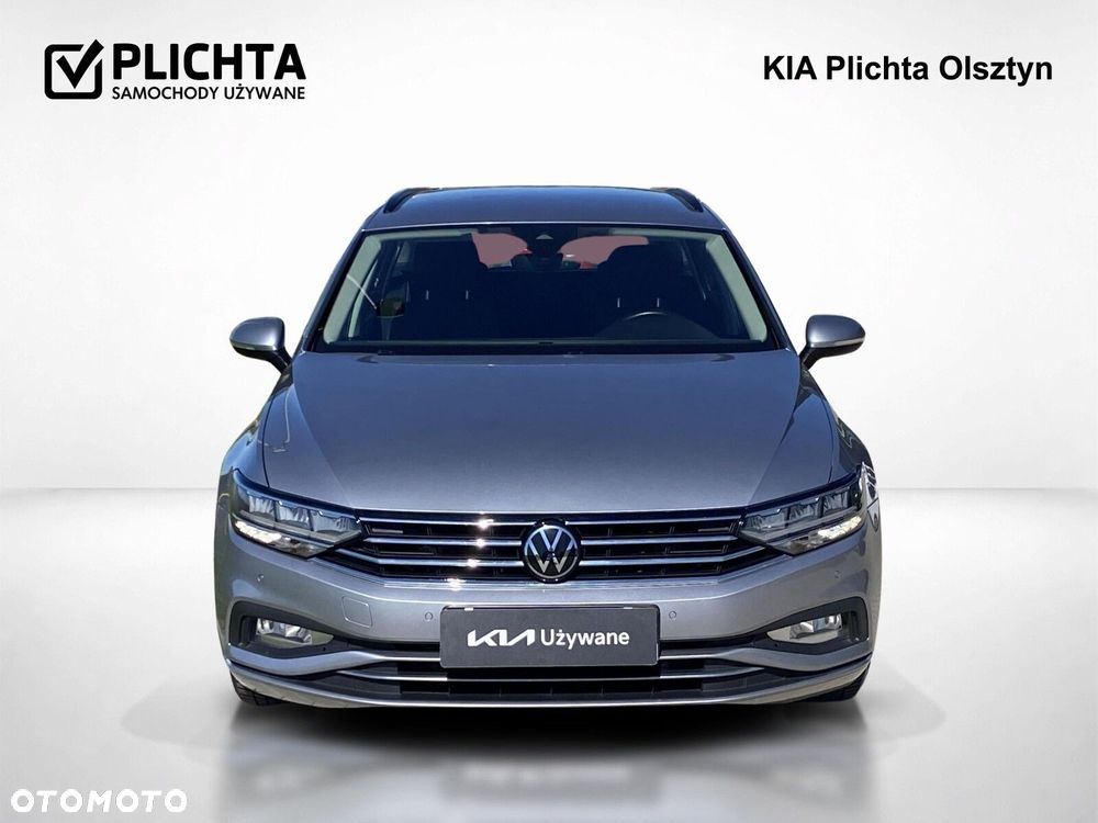 Volkswagen Passat - 8