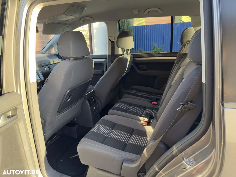 Volkswagen Touran 1.9 TDI DPF Highline - 10