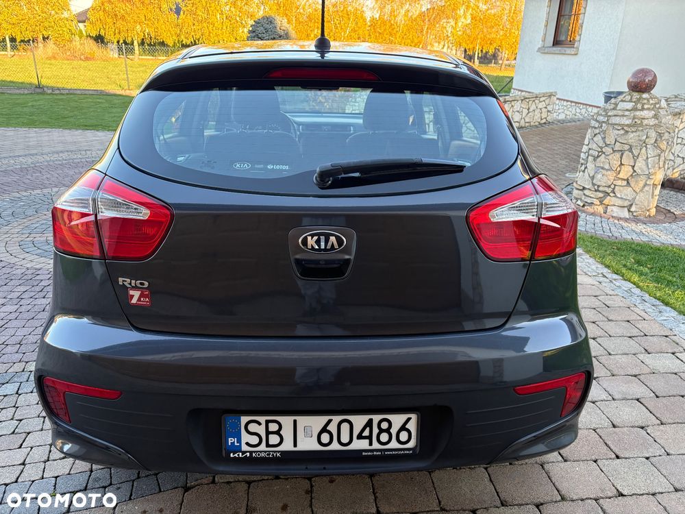 Kia Rio 1.2 L - 7