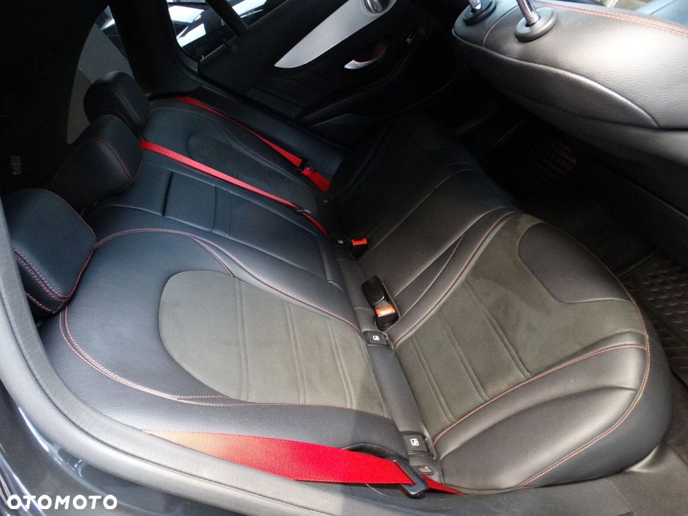 Mercedes-Benz GLC - 15