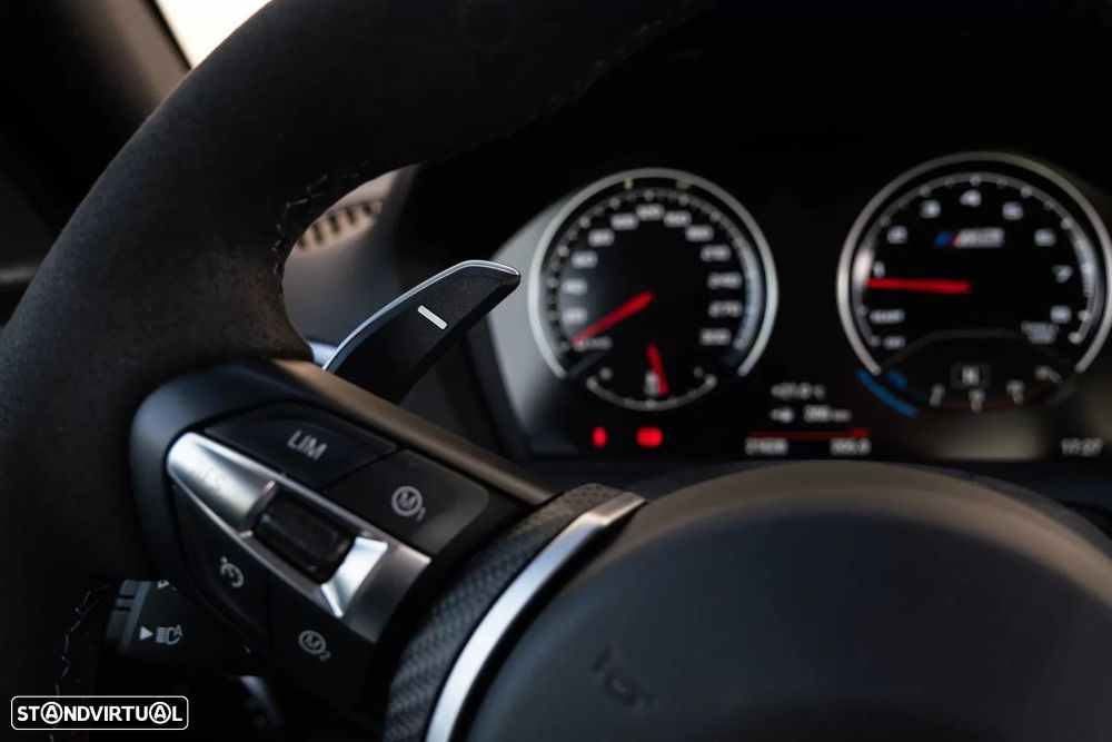 BMW M2 Competition Auto - 31