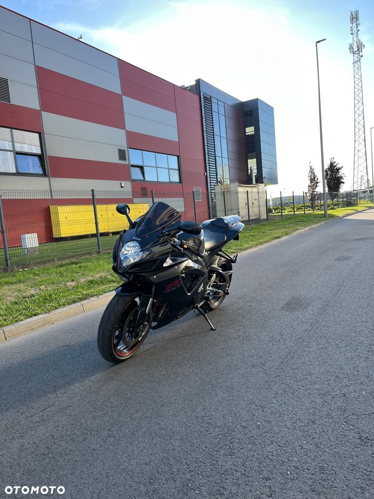 Suzuki GSX-R - 8