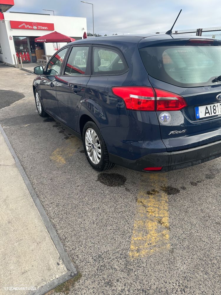Ford Focus SW 1.5 TDCi Titanium ECOnetic - 3