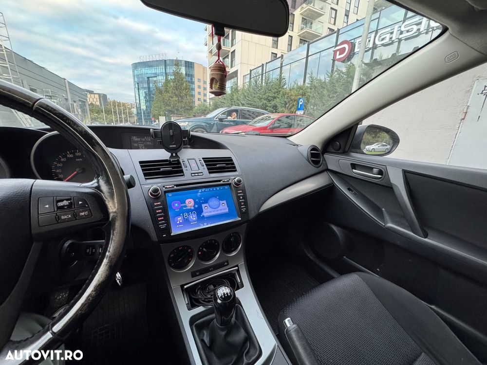 Mazda 3 - 9