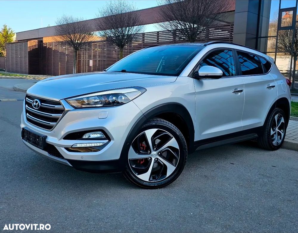 Hyundai Tucson 2.0 CRDI 4WD Automatik Advantage - 3