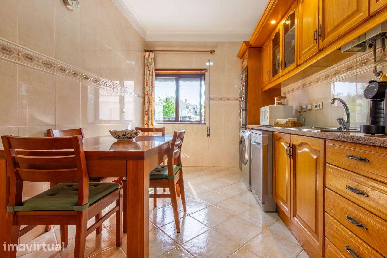 Apartamento T2, zona do Alto da Serra, Baixa da Banheira - Grande imagem: 3/13