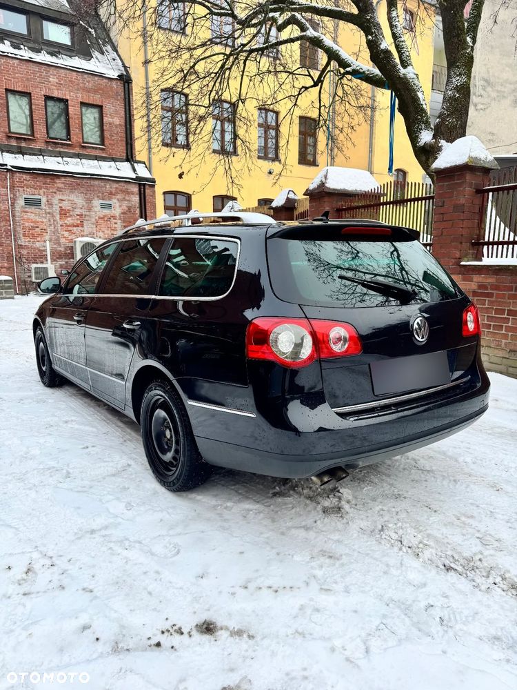 Volkswagen Passat 2.0 TDI Comfortline - 5