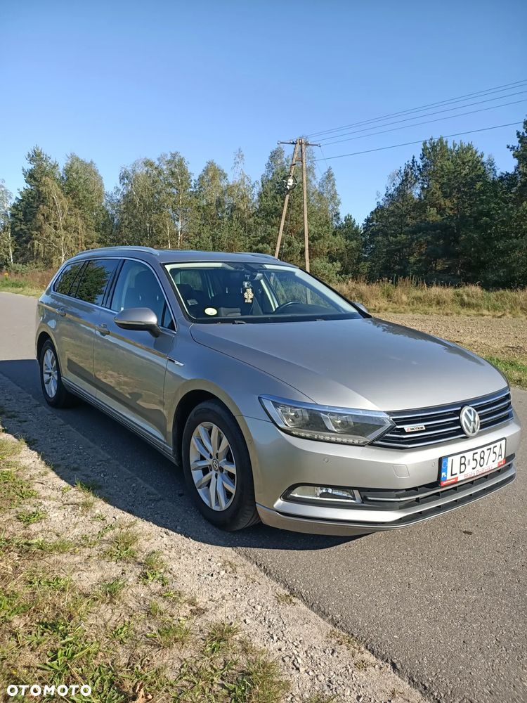 Volkswagen Passat - 8