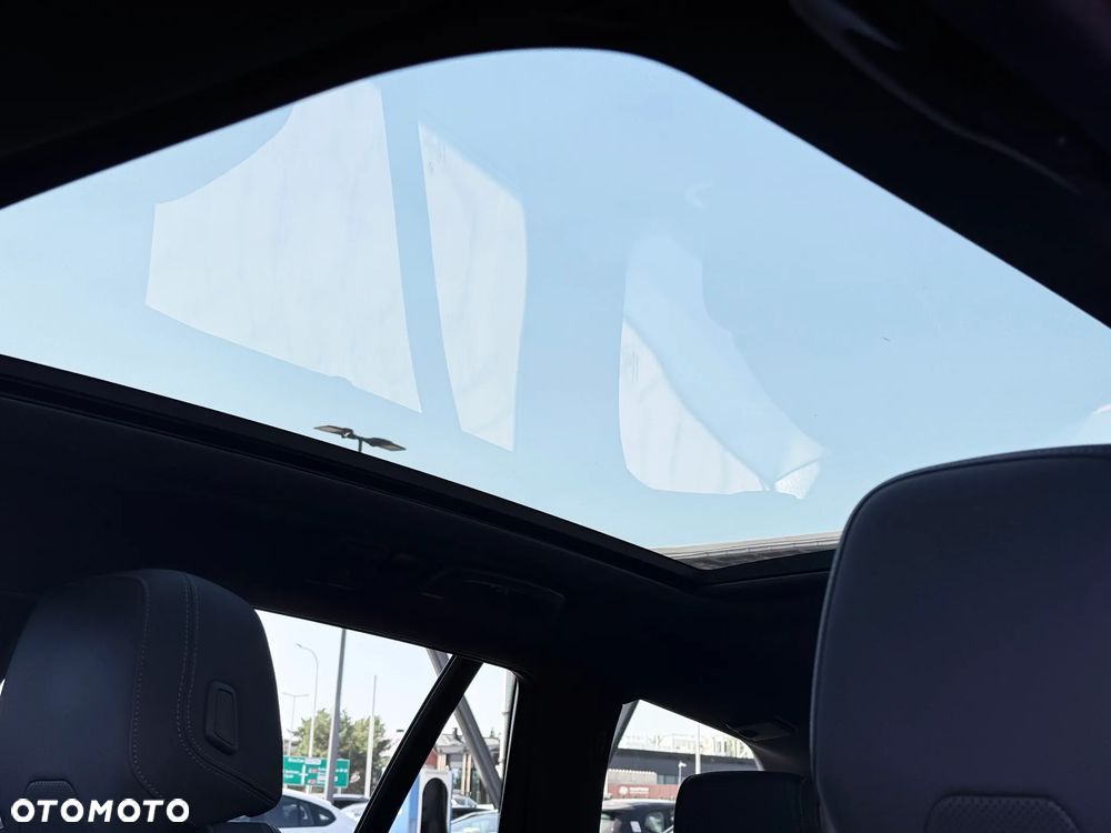 BMW Seria 5 520d xDrive - 32