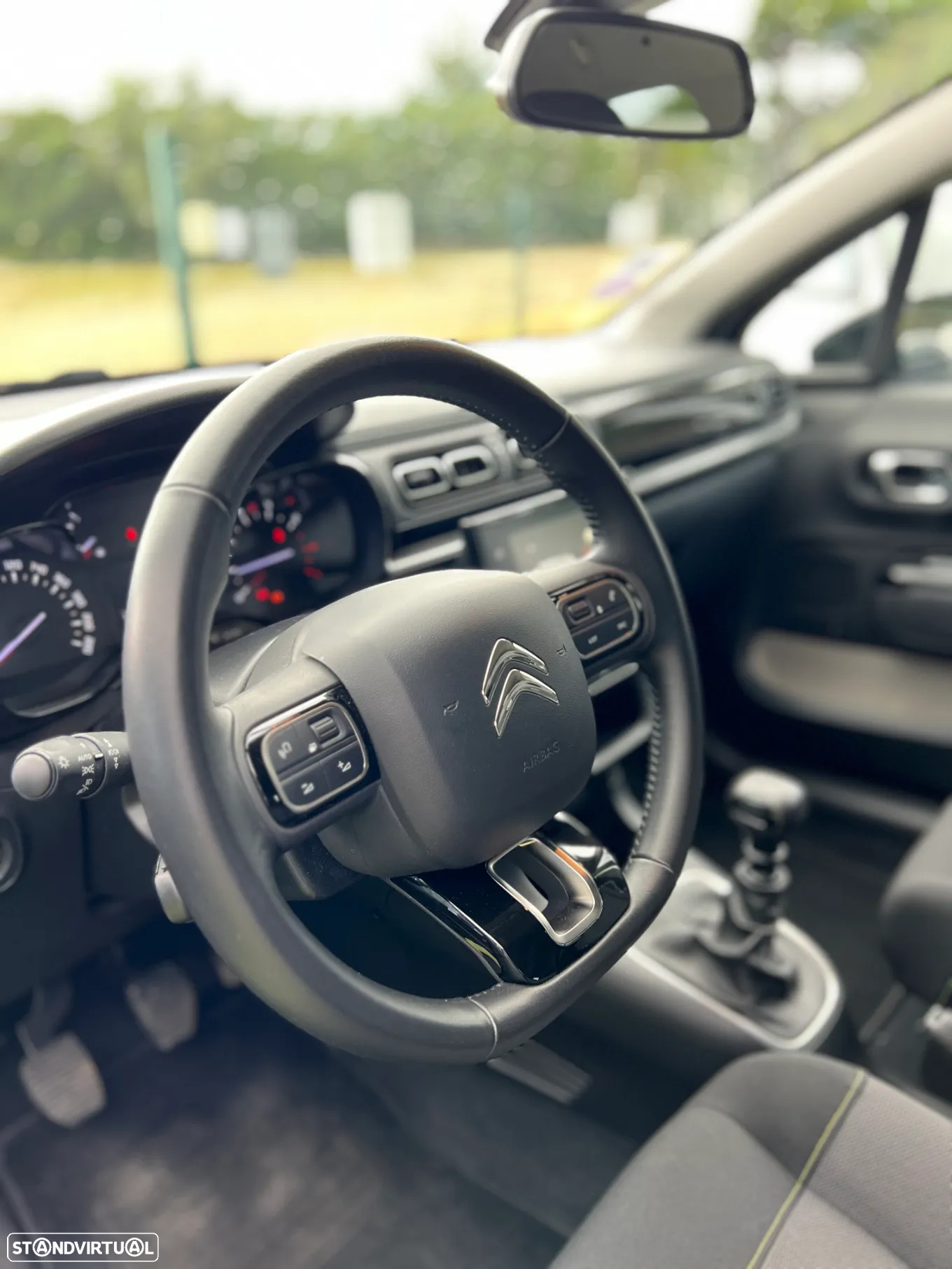 Citroën C3 1.2 PureTech Shine Pack - 4