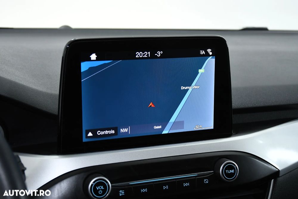 Ford Focus 1.5 EcoBlue Connected - 19