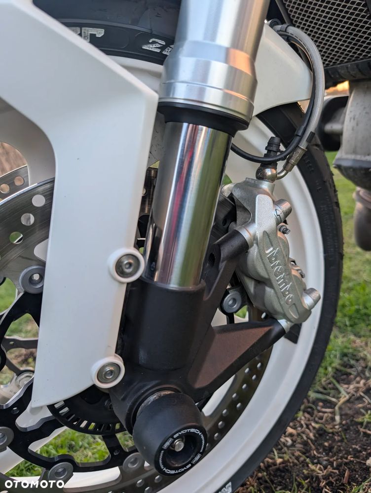 Ducati Monster - 5