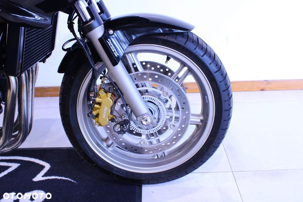 Honda CBF - 33