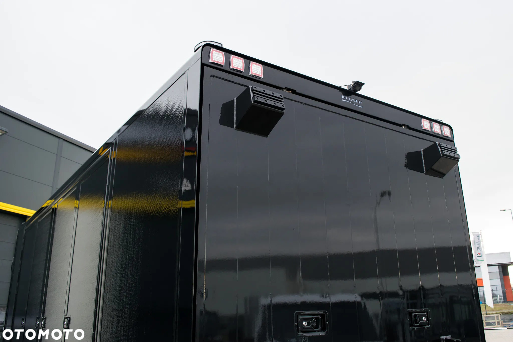 Iveco DAILY 72C18 Autokontener - 18
